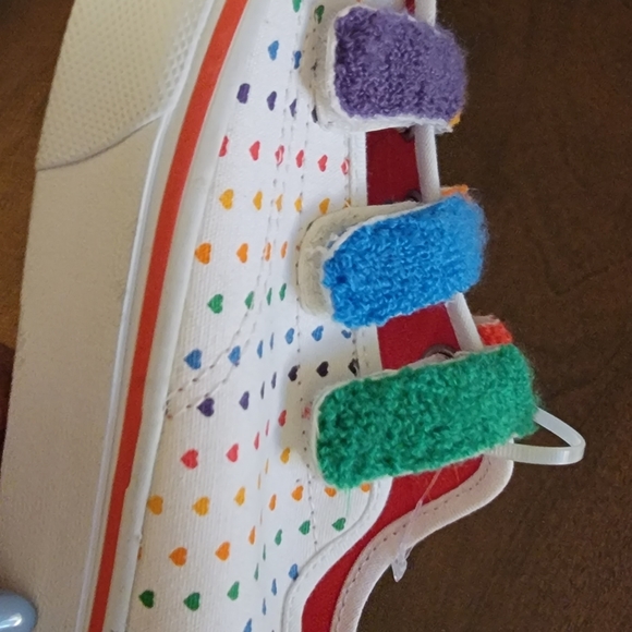 Vans - Picture 2 of 3